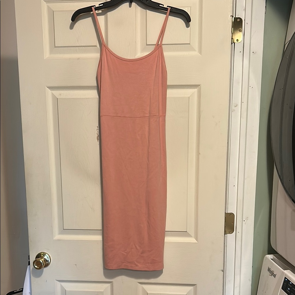 Soprano Dress Size Small Coral